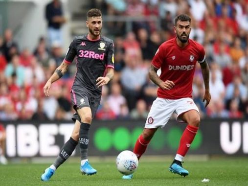 Nhận định O/U Leeds United vs Charlton Athletic (1h30 ngày 23/7)