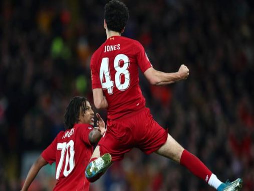 Tin tối 17/8: Sao trẻ Liverpool lọt danh sách giải Golden Boy