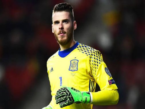 Tin bóng đá chiều ngày 4/9: HLV Enrique bênh vực De Gea.