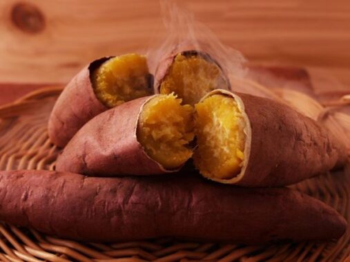 Mơ thấy ăn khoai báo mộng điềm hung hay cát, nên đánh con gì?