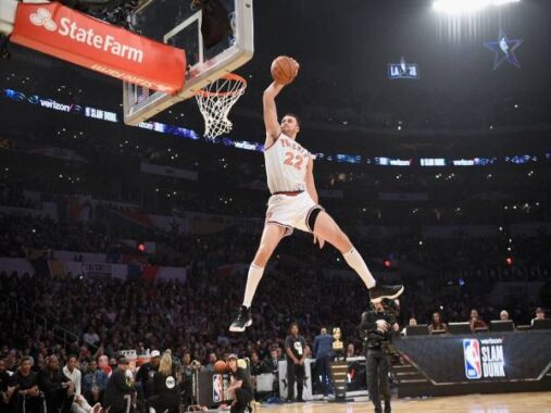 Slam Dunk là gì? Tìm hiểu các loại Slam Dunk bóng rổ