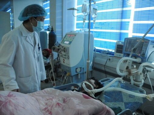 Nằm mơ thấy bạn chết đánh con gì có điềm báo gì may mắn