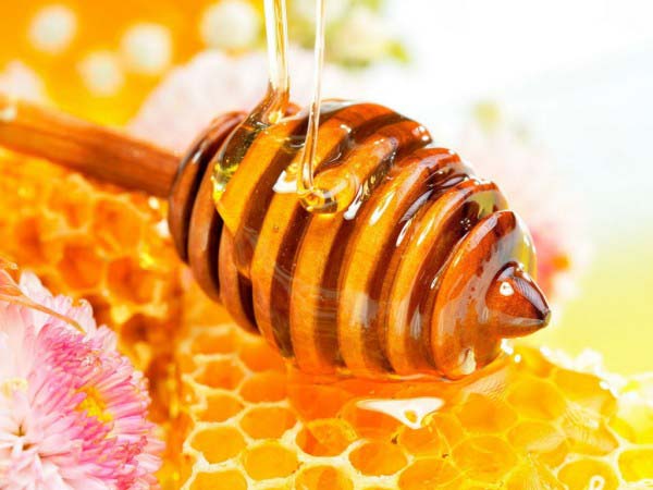 Nằm mơ thấy mật ong đánh số mấy - Giải mã chiêm bao thấy mật ong