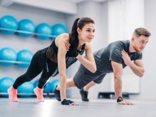 Hít đất có giảm mỡ bụng không? Hướng dẫn tập hít đất đúng cách