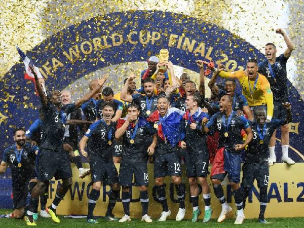 Vô địch World Cup được bao nhiêu tiền thưởng?