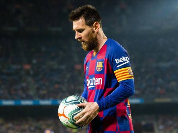 Sự phi thường của Messi khi mang vóc dáng nhỏ bé