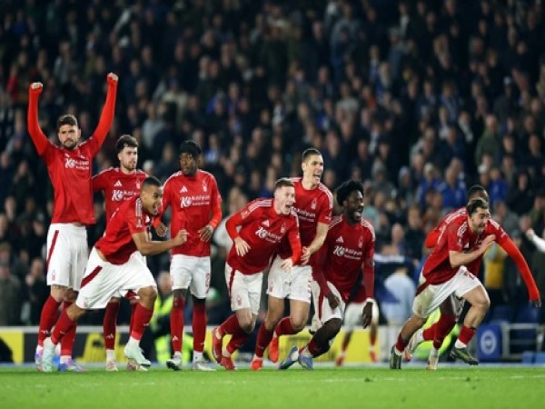 Tin BĐ: Nottingham Forest giành vé dự cúp Châu Âu sau gần 30 năm