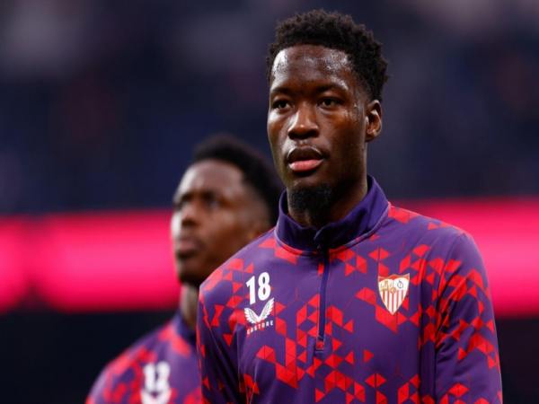 Tin chuyển nhượng: Lucien Agoume lọt tầm ngắm Man Utd
