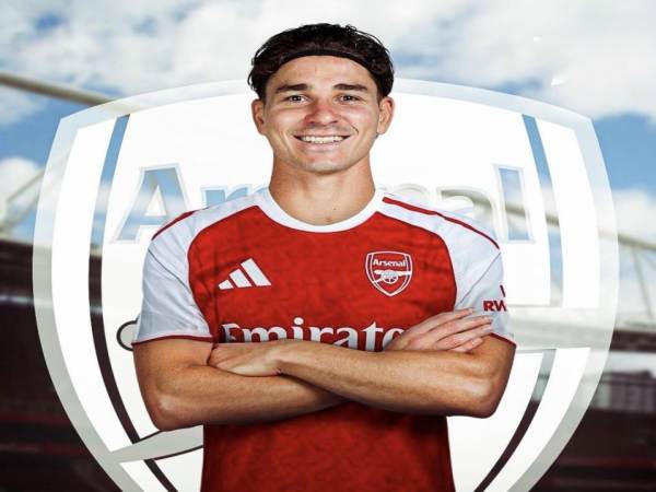 Chuyển nhượng Arsenal: Sẵn sàng phá két vì số 9 trong mơ