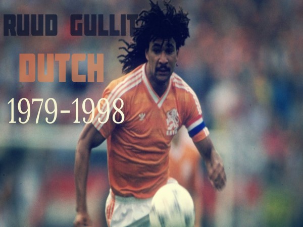 Số áo Gullit Hà Lan: Số 10 của một nhà vô địch châu Âu Số áo Gullit Hà Lan: Số 10 của một nhà vô địch châu Âu