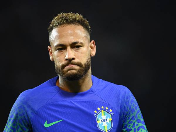 Chuỗi chấn thương dai dẳng trong sự nghiệp của Neymar