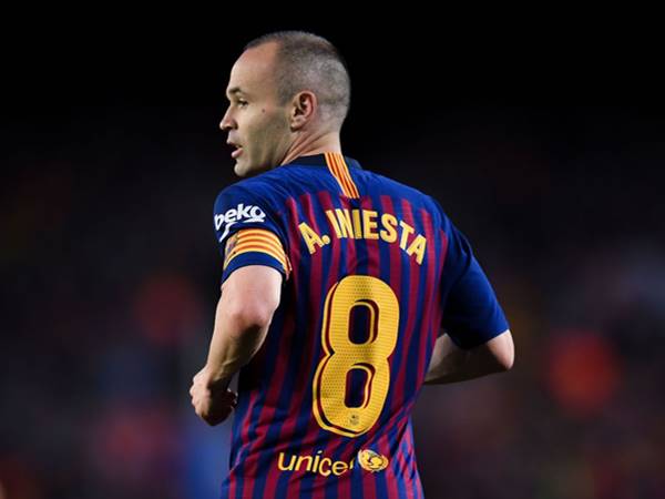 Tìm hiểu số áo Iniesta đã gắn liền với sự nghiệp của anh